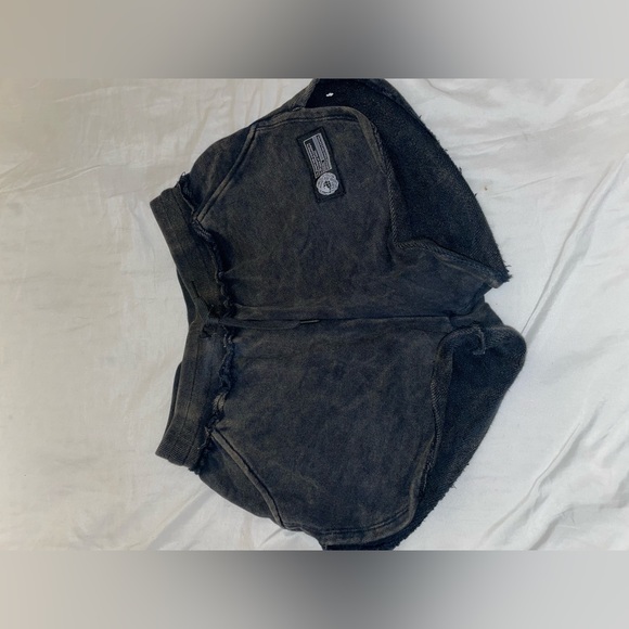 Alphalete very terry relaxed shorts - Picture 2 of 15